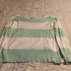 Garnet Hill light long sleeve sweater